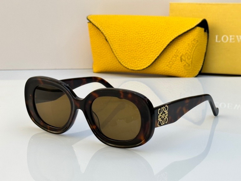 Loewe Sunglasses(AAAA)-380
