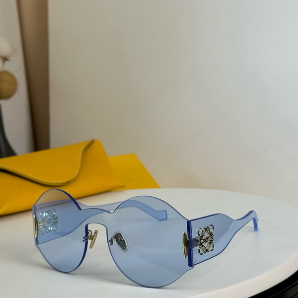 Loewe Sunglasses(AAAA)-371