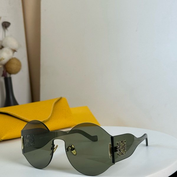 Loewe Sunglasses(AAAA)-370