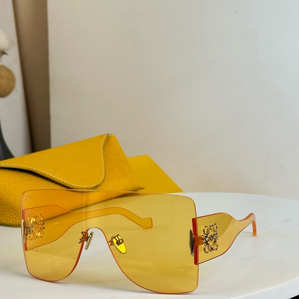 Loewe Sunglasses(AAAA)-365