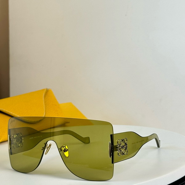 Loewe Sunglasses(AAAA)-362