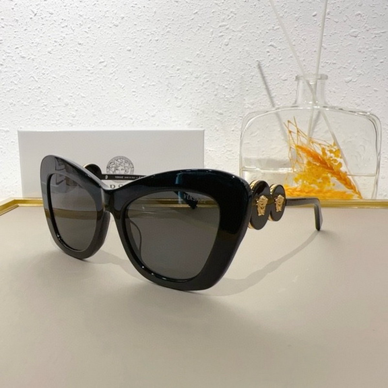 Versace Sunglasses(AAAA)-1977