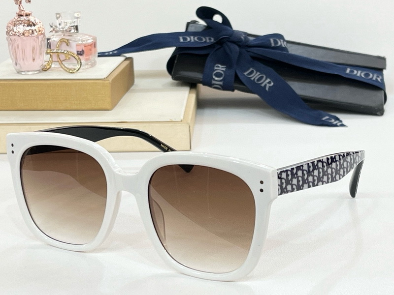 Dior Sunglasses(AAAA)-700