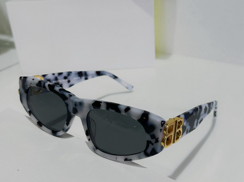 Balenciaga Sunglasses(AAAA)-440