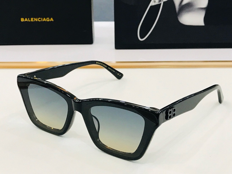 Balenciaga Sunglasses(AAAA)-437