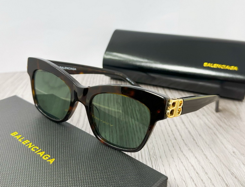 Balenciaga Sunglasses(AAAA)-422