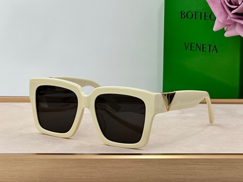 Bottega Veneta Sunglasses(AAAA)-384