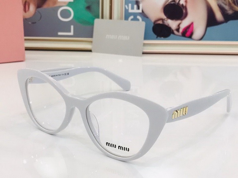 Miu Miu Sunglasses(AAAA)-090