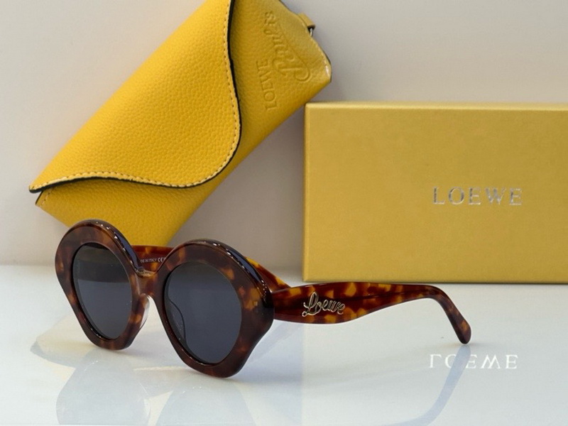 Loewe Sunglasses(AAAA)-331