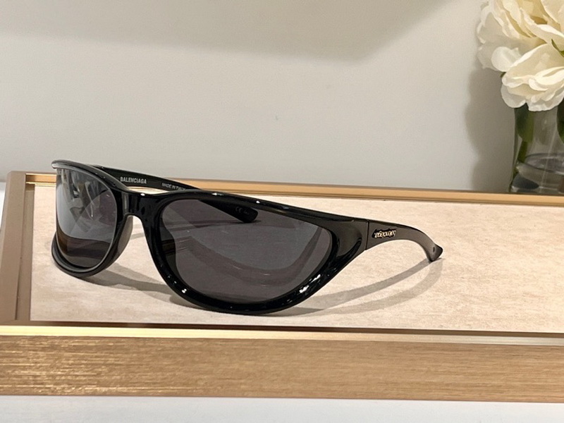Balenciaga Sunglasses(AAAA)-416