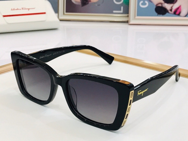 Ferragamo Sunglasses(AAAA)-431