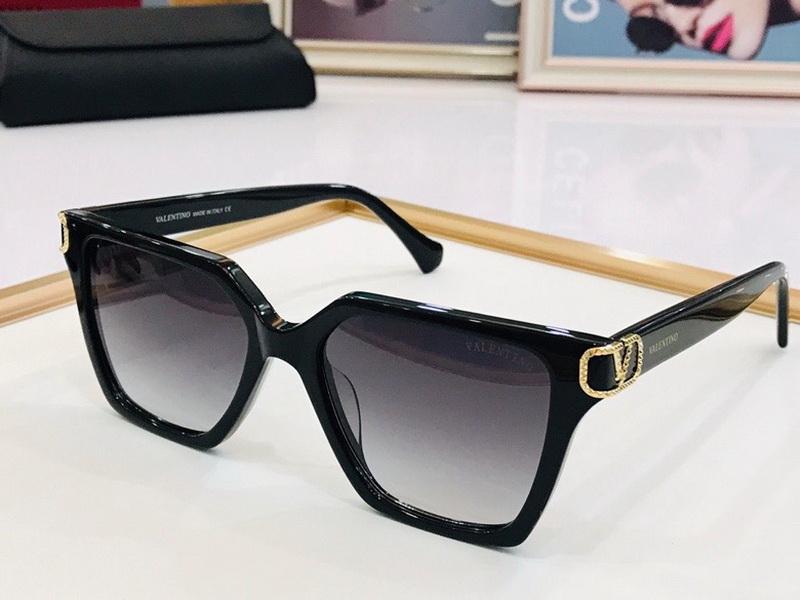 Valentino Sunglasses(AAAA)-378