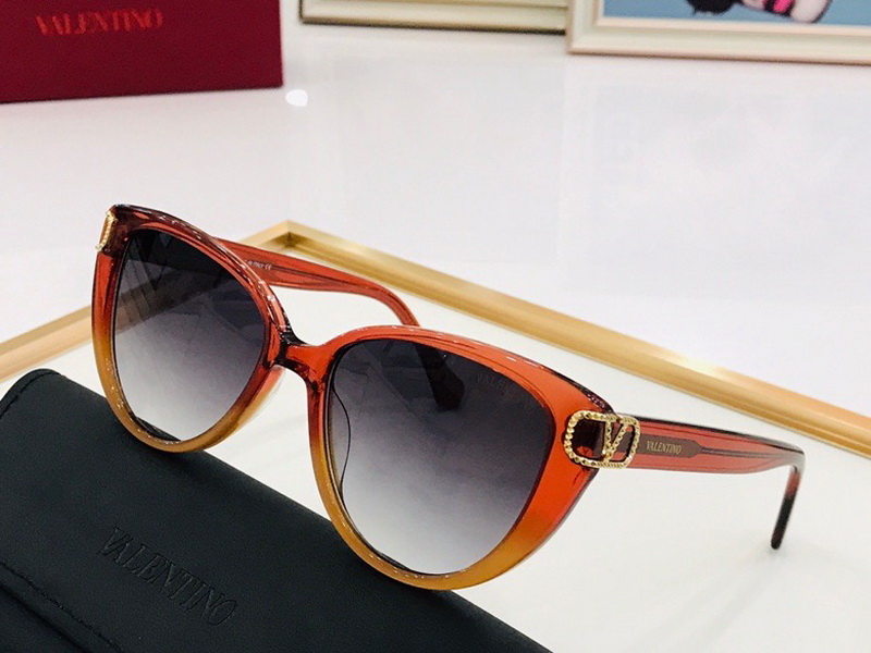 Valentino Sunglasses(AAAA)-372