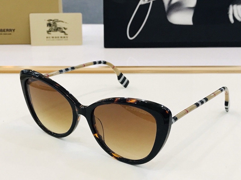 Burberry Sunglasses(AAAA)-623