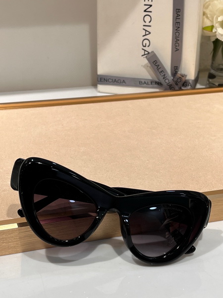 Balenciaga Sunglasses(AAAA)-403