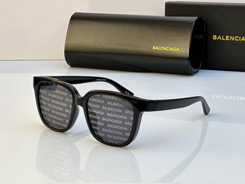 Balenciaga Sunglasses(AAAA)-387