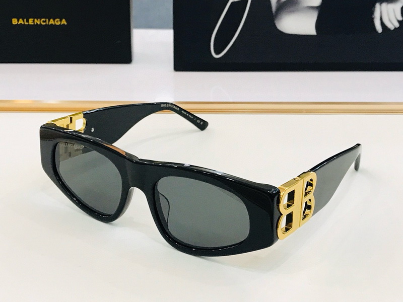 Balenciaga Sunglasses(AAAA)-383