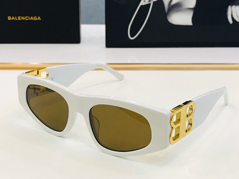 Balenciaga Sunglasses(AAAA)-382