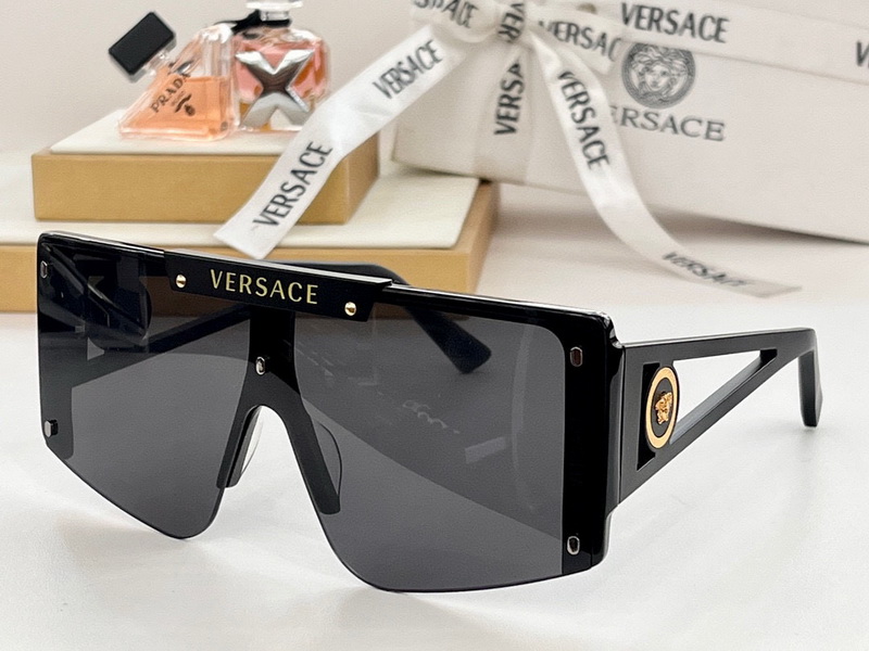 Versace Sunglasses(AAAA)-1832
