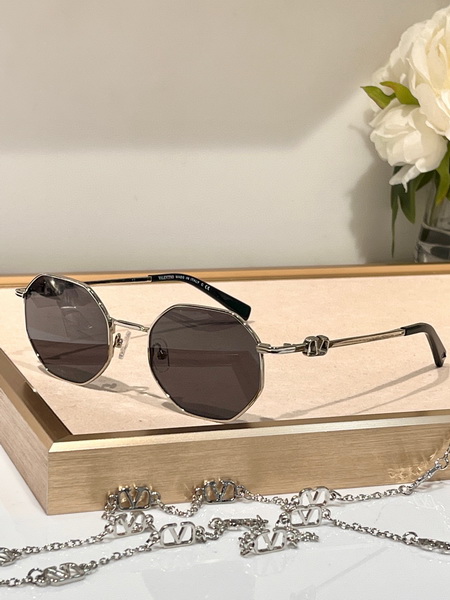 Valentino Sunglasses(AAAA)-321