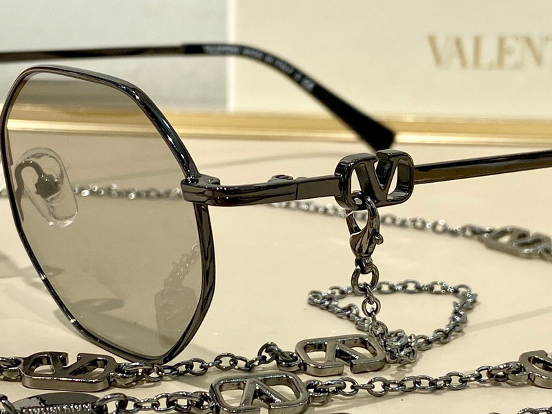 Valentino Sunglasses(AAAA)-319