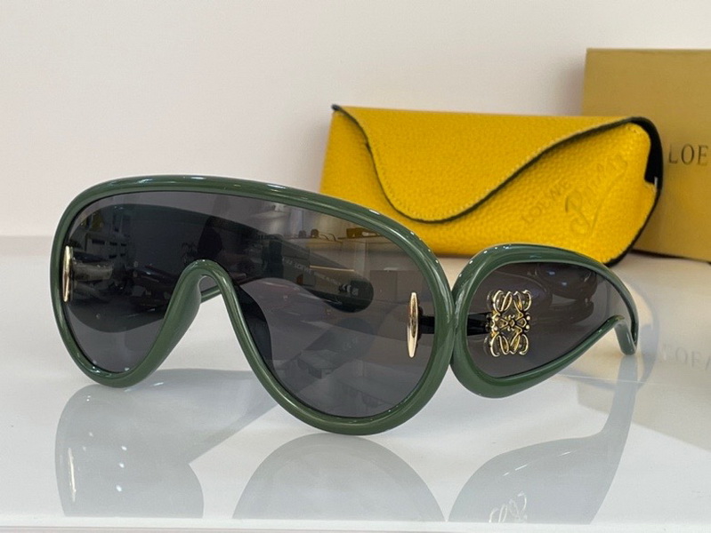 Loewe Sunglasses(AAAA)-257