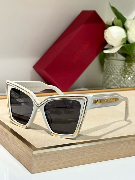 Valentino Sunglasses(AAAA)-318