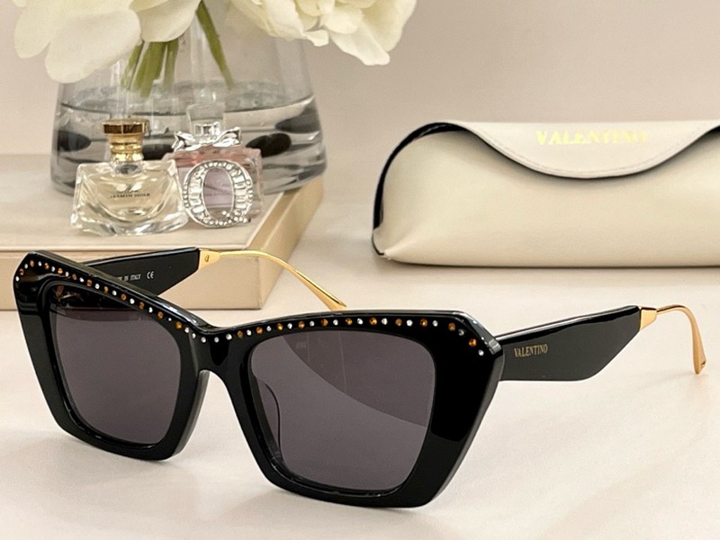 Valentino Sunglasses(AAAA)-306