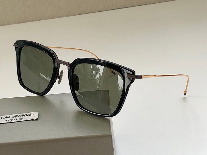 Thom Browne Sunglasses(AAAA)-081