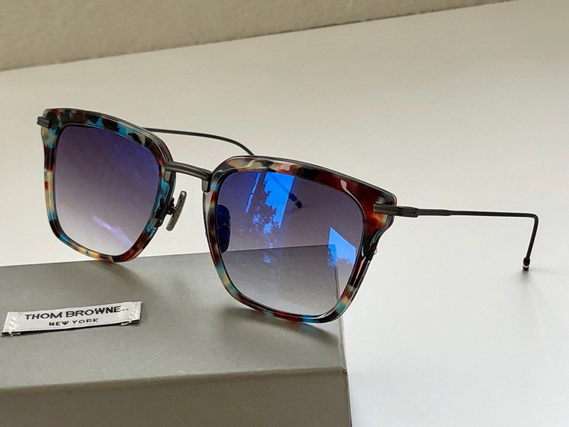 Thom Browne Sunglasses(AAAA)-079