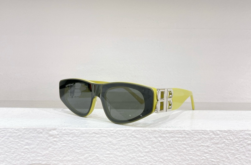Balenciaga Sunglasses(AAAA)-329