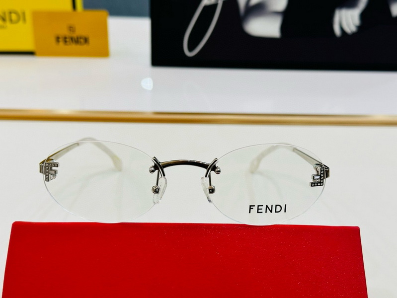 Fendi Sunglasses(AAAA)-136