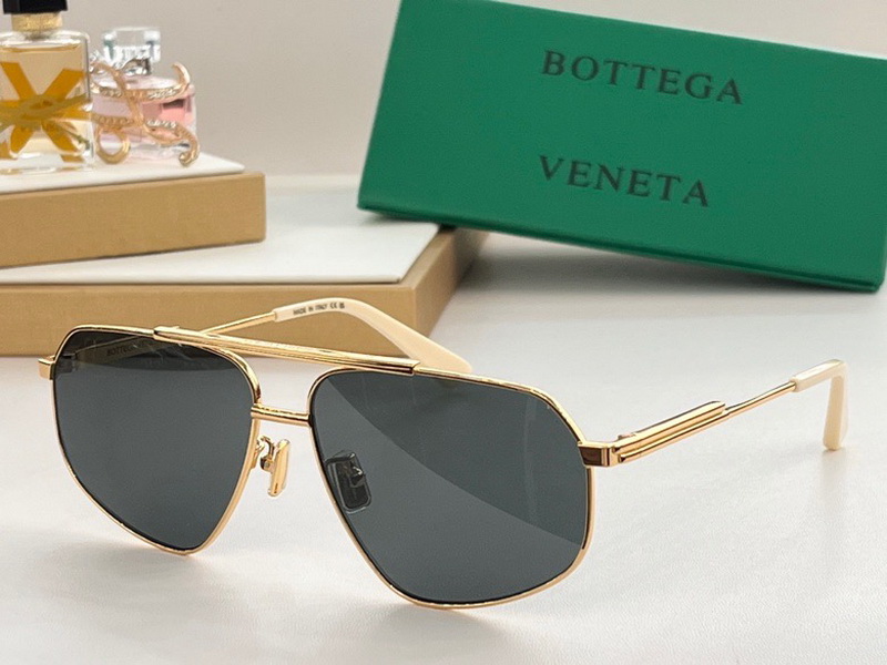 Bottega Veneta Sunglasses(AAAA)-320