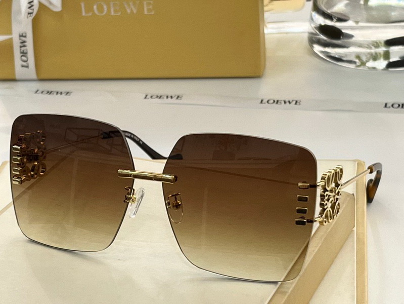Loewe Sunglasses(AAAA)-220
