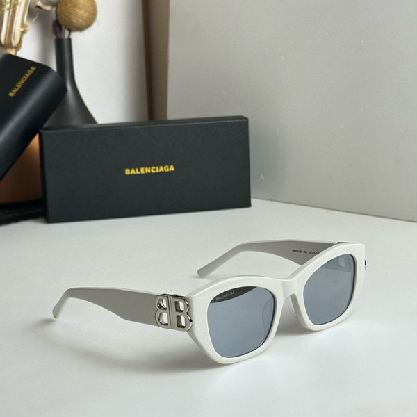 Balenciaga Sunglasses(AAAA)-319