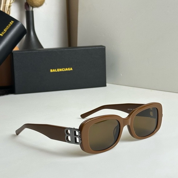 Balenciaga Sunglasses(AAAA)-311