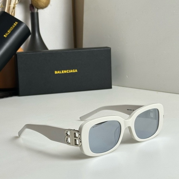 Balenciaga Sunglasses(AAAA)-310