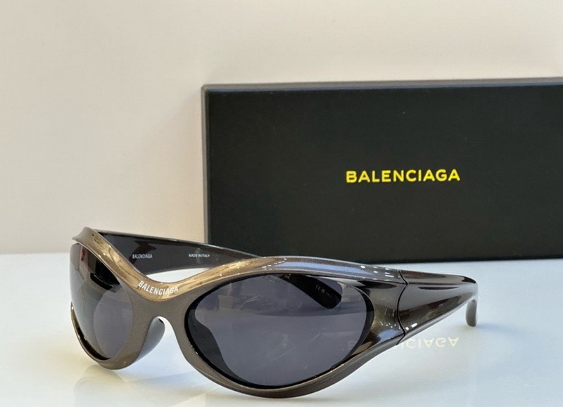 Balenciaga Sunglasses(AAAA)-301