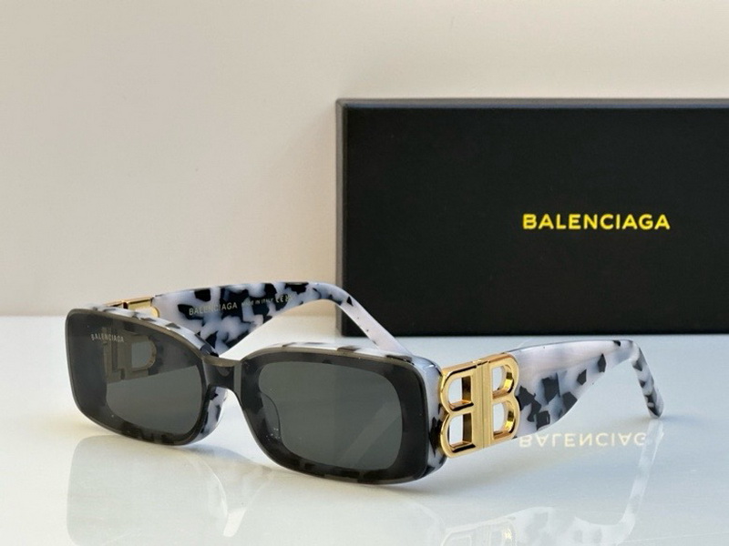 Balenciaga Sunglasses(AAAA)-274