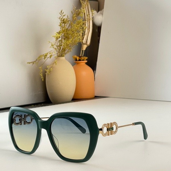 Ferragamo Sunglasses(AAAA)-323