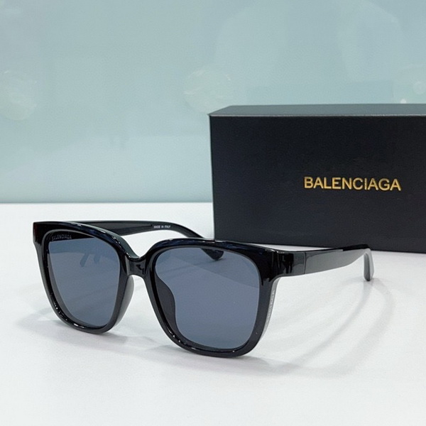 Balenciaga Sunglasses(AAAA)-266