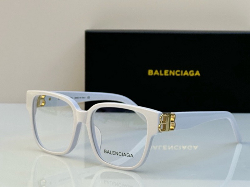 Balenciaga Sunglasses(AAAA)-260