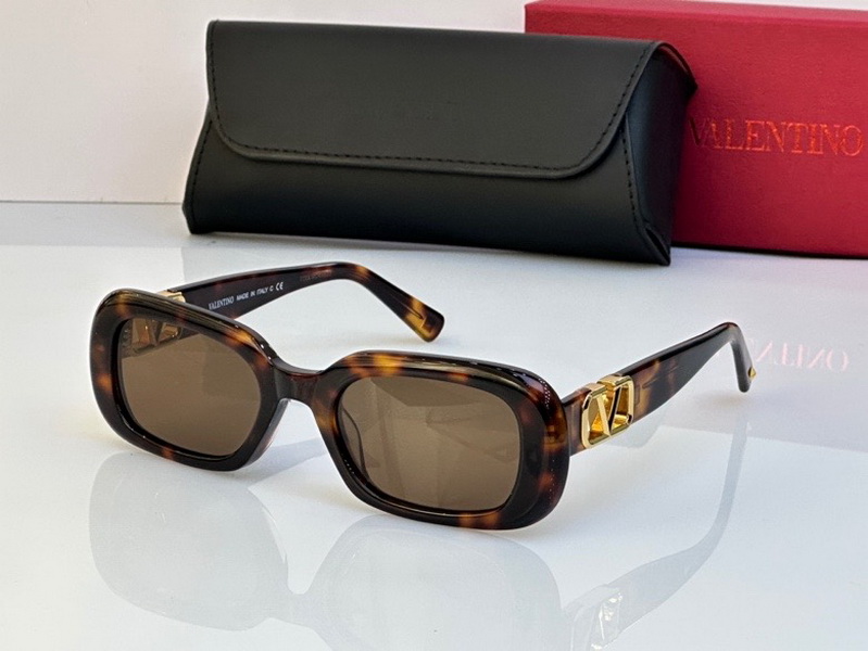 Valentino Sunglasses(AAAA)-230