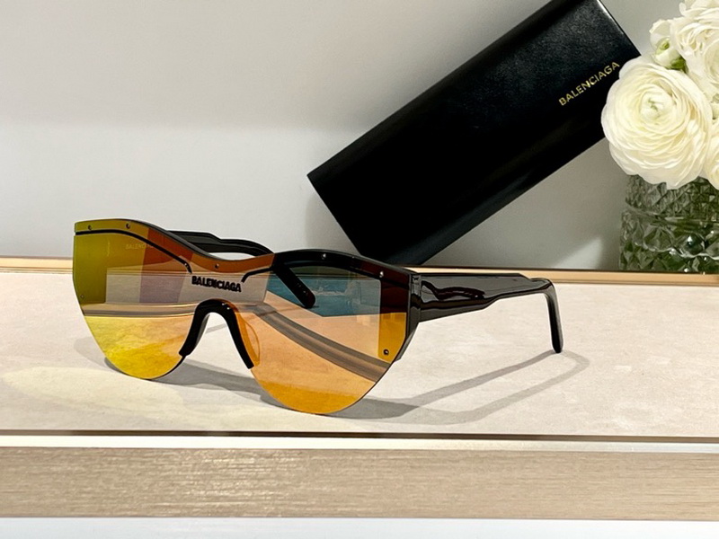 Balenciaga Sunglasses(AAAA)-255