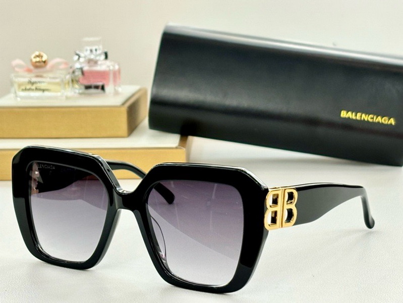 Balenciaga Sunglasses(AAAA)-250