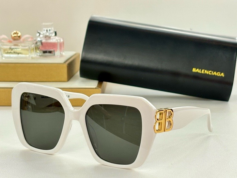 Balenciaga Sunglasses(AAAA)-246