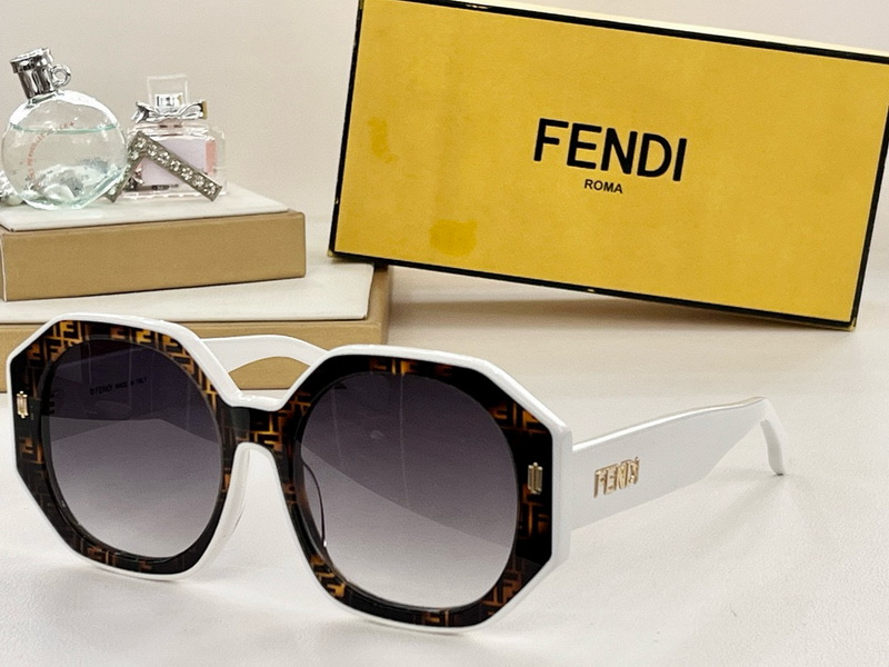 Fendi Sunglasses(AAAA)-414