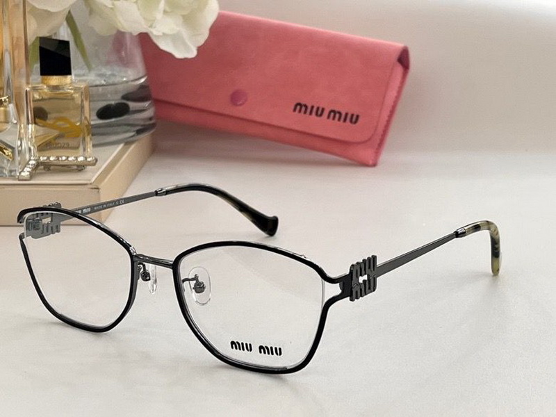Miu Miu Sunglasses(AAAA)-035
