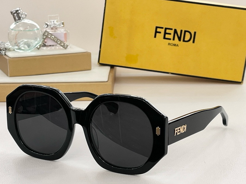 Fendi Sunglasses(AAAA)-413