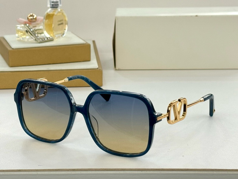 Valentino Sunglasses(AAAA)-208